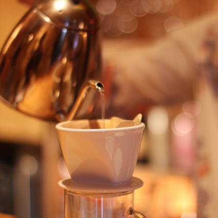 カフェ　ブラジレイロ　自家焙煎の珈琲が味わえるカフェ